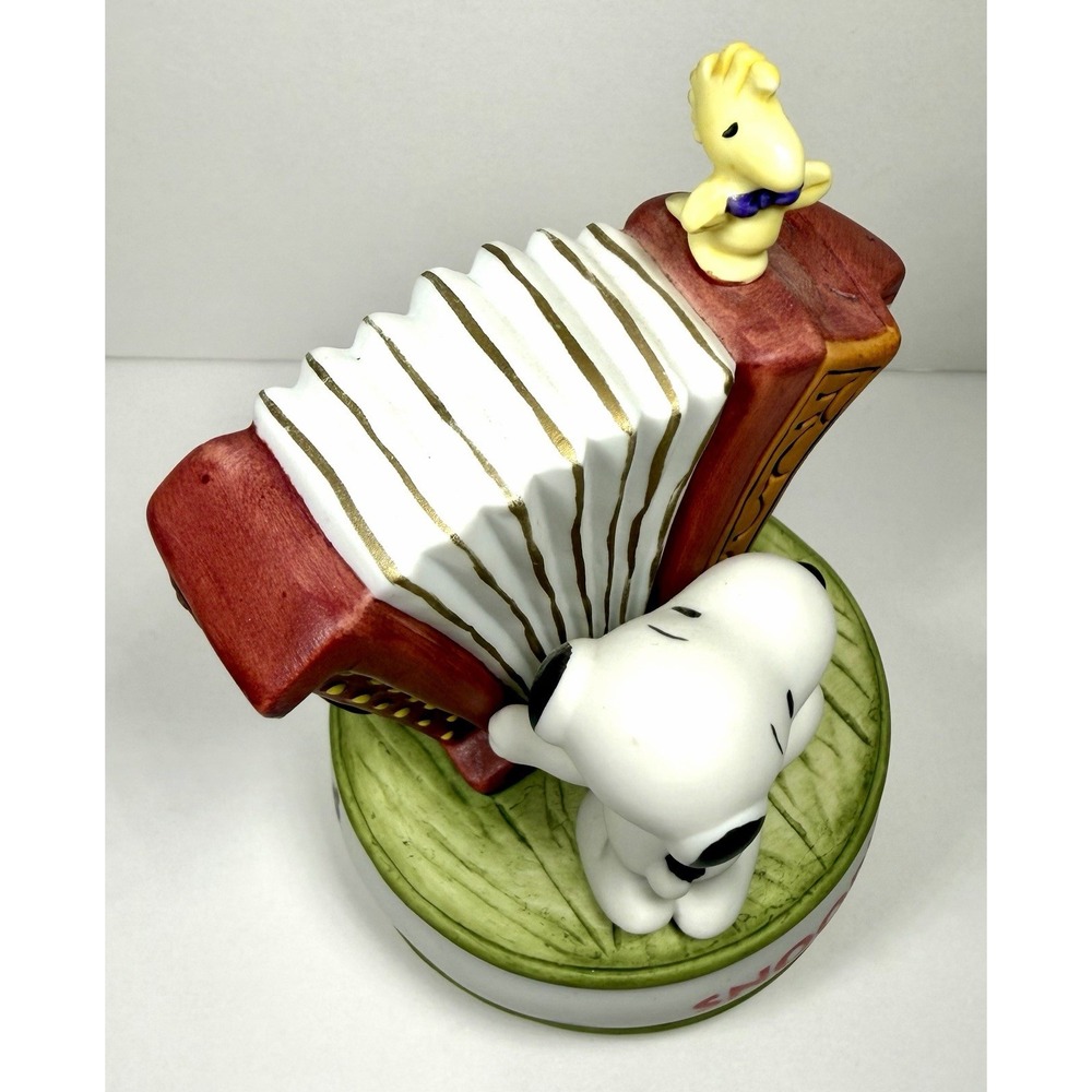 Vintage Sekiguchi PEANUTS Snoopy Japan Music Box Musical Figure Accordion RARE - Picture 11 of 17